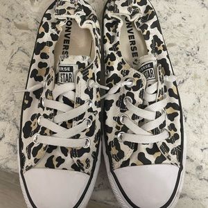 Leopard converse